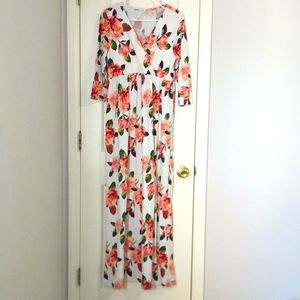 Mother Bee Maternity size L roses print